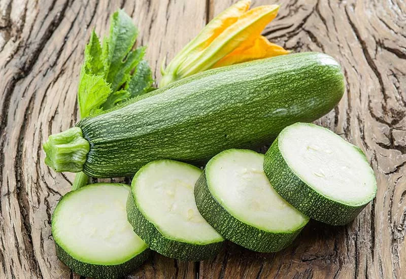 what human foods can puppies eat: zucchini